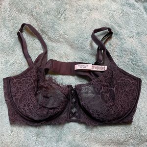 Victoria’s Secret lace bra. Size 38C. New with tags. Gray.